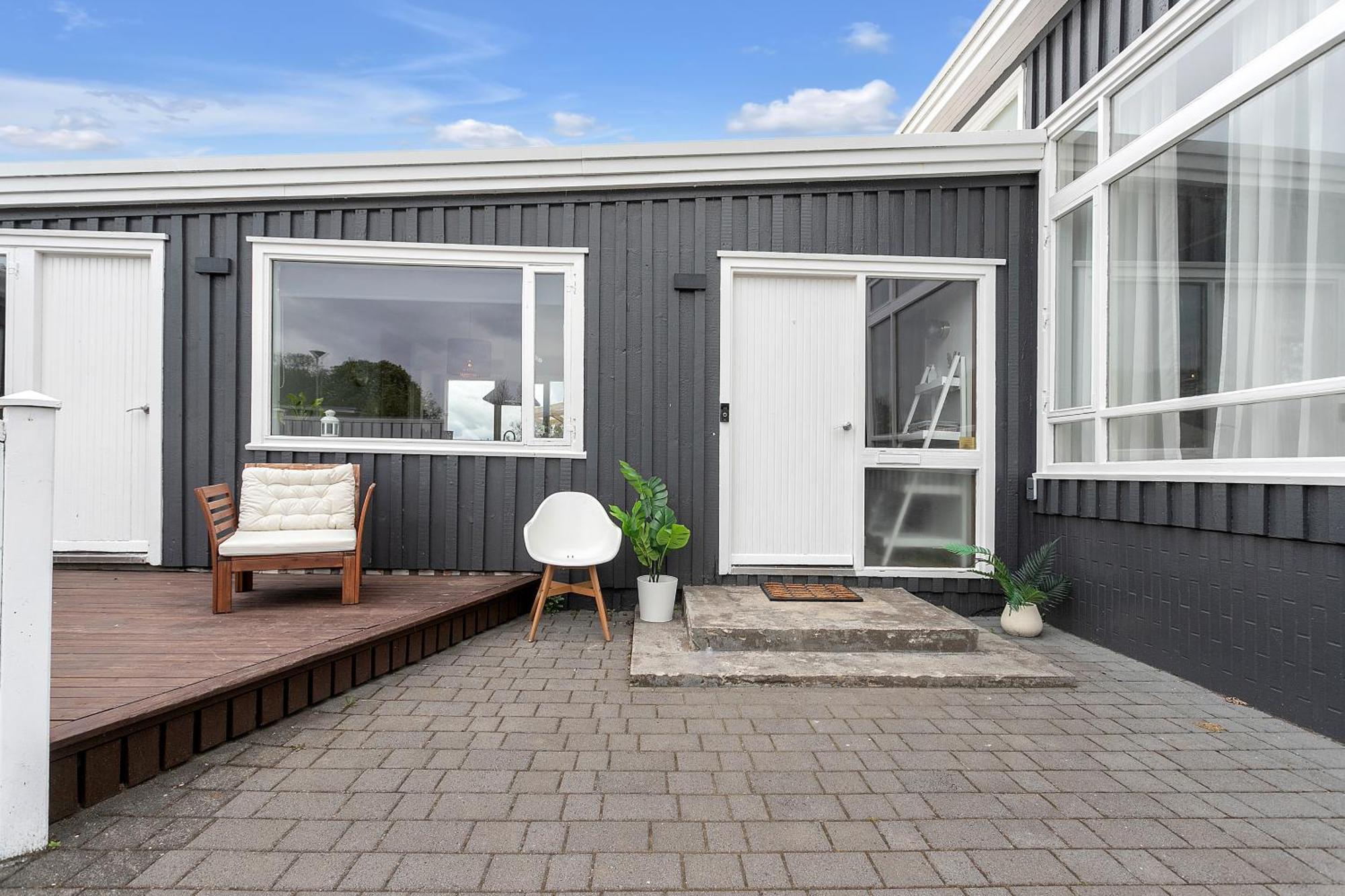 House - Villa With Garden And Hot Tub, 2 Min From Reykjavik Garthabaer Extérieur photo